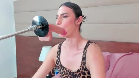  Shantall  online show from 10-19-25, 03:29