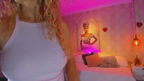 Snapshot of shantalll__ chatting on 03-16-26, 11:03 Shantal online show from 03-16-26, 11:03