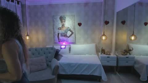 Snapshot of shantalll__ chatting on 03-26-26, 10:54 Shantal online show from 03-26-26, 10:54