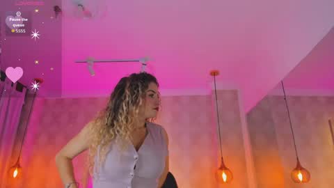 Snapshot of shantalll__ chatting on 04-09-26, 11:04 Shantal online show from 04-09-26, 11:04