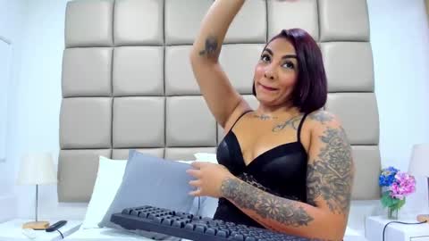 shantalltorres online show from 10-04-25, 11:19