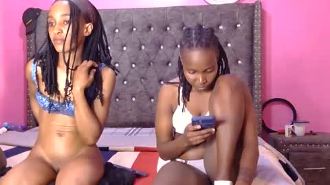 Snapshot of shantel_97 chatting on 03-02-26, 07:15 shantel online show from 03-02-26, 07:15