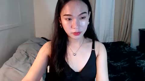 Snapshot of shantel_xx chatting on 10-01-25, 01:17 Shantel online show from 10-01-25, 01:17