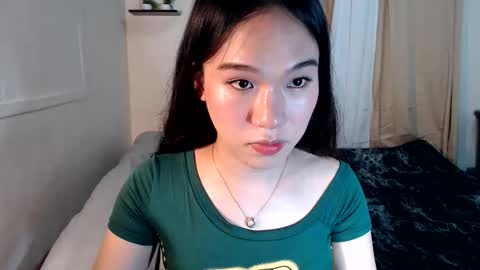 Snapshot of shantel_xx chatting on 10-18-25, 02:07 Shantel online show from 10-18-25, 02:07