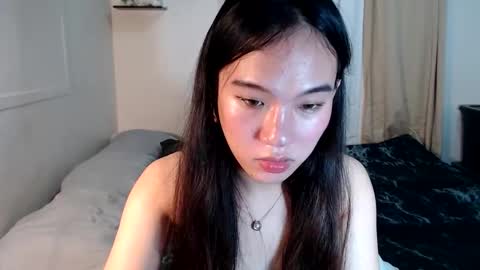 Snapshot of shantel_xx chatting on 10-22-25, 02:17 Shantel online show from 10-22-25, 02:17