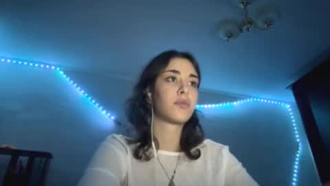 Snapshot of shantellemagnotta chatting on 11-23-25, 09:58 Shantel online show from 11-23-25, 09:58