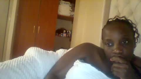 Snapshot of shantybaibe chatting on 11-05-25, 10:10 shantybaibe online show from 11-05-25, 10:10
