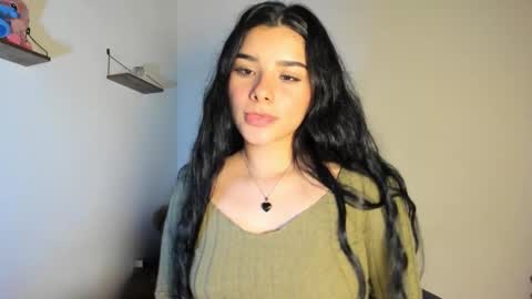 Sara online show from 11-10-25, 03:38