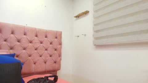 Sharlott online show from 01-05-25, 11:59