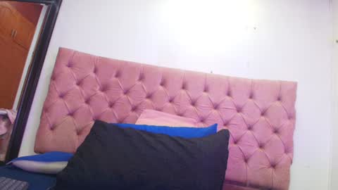 Sharlott online show from 01-15-25, 11:53