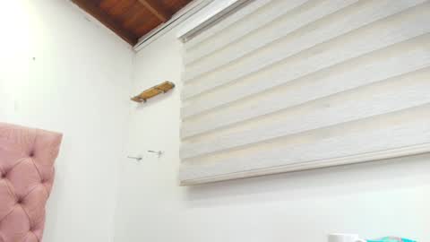 Sharlott online show from 01-16-25, 06:06