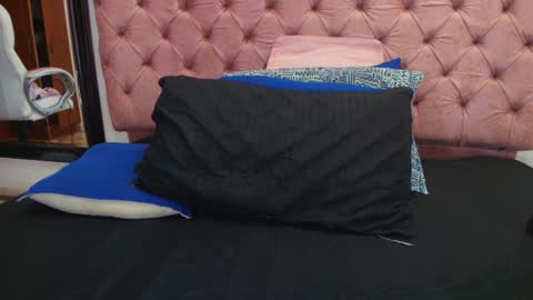 Sharlott online show from 01-21-25, 11:56