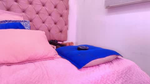 Sharlott online show from 02-07-25, 06:02