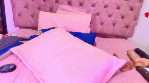 Sharlott online show from 02-22-25, 03:36