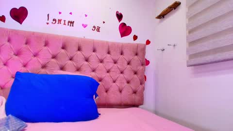 Sharlott online show from 02-26-25, 11:52