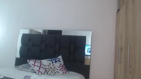 Snapshot of sharlotte__jones chatting on 12-08-24, 05:44 Sara online show from 12-08-24, 05:44