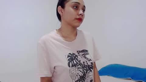 Snapshot of sharon_sexy__ chatting on 10-28-25, 08:11 sharon_sexy__ online show from 10-28-25, 08:11