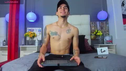 Sharon  Tyga online show from 11-14-25, 01:21