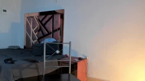 Snapshot of sharondeluxe chatting on 11-04-25, 03:49 SHARONDELUXE online show from 11-04-25, 03:49