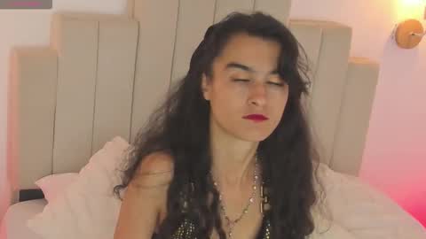 SharonnHeart online show from 10-07-25, 04:53