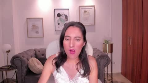 Snapshot of shary_leon_ chatting on 03-30-26, 09:16 shary_leon_ online show from 03-30-26, 09:16