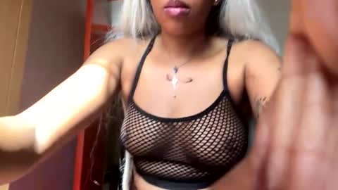 shawty_254 online show from 09-09-25, 12:37