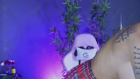 Snapshot of shayblonde chatting on 12-11-24, 11:10 shayblonde online show from 12-11-24, 11:10