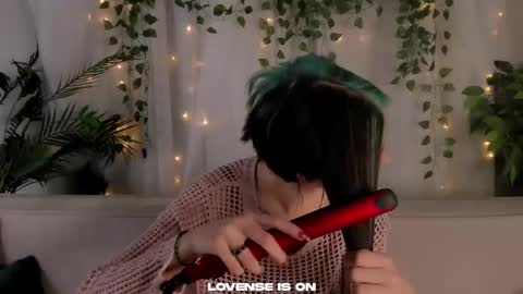 Anika online show from 11-17-25, 11:05