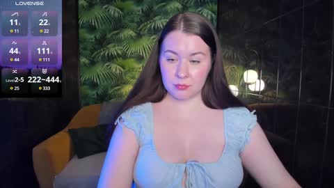 Snapshot of shedar_pretty chatting on 01-16-25, 05:53 Shedar online show from 01-16-25, 05:53