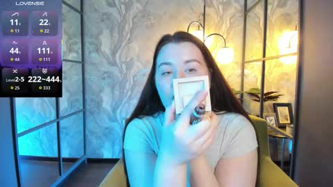 Snapshot of shedar_pretty chatting on 09-09-25, 05:40 Shedar online show from 09-09-25, 05:40