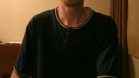 Snapshot of shedevr02 chatting on 09-28-25, 05:18 Roger online show from 09-28-25, 05:18