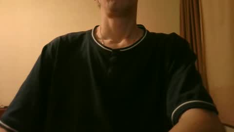 Snapshot of shedevr02 chatting on 11-20-25, 05:12 Roger online show from 11-20-25, 05:12