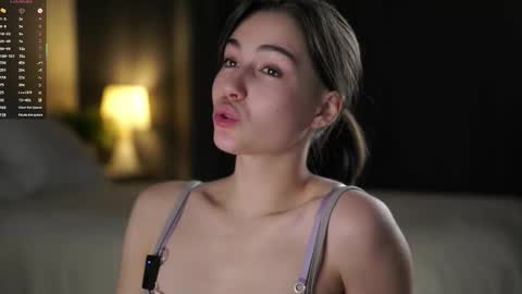 Tessa online show from 11-20-25, 01:39