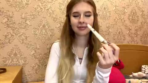 Jenny online show from 09-20-25, 10:44