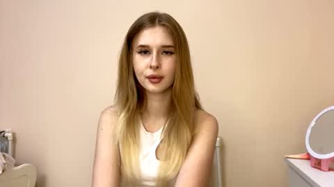 Jenny online show from 10-09-25, 08:18