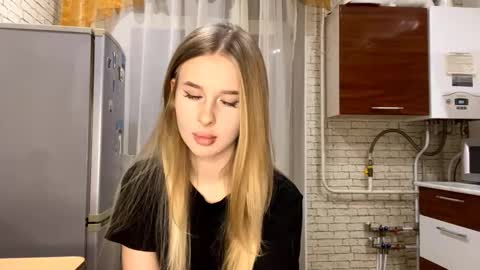 Jenny online show from 10-16-25, 08:21