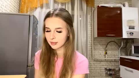 Jenny online show from 10-19-25, 08:09