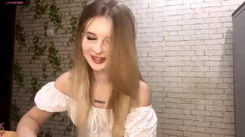 Jenny online show from 11-03-25, 08:10