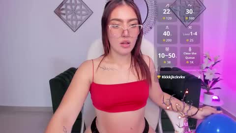 Snapshot of shelby_gix chatting on 10-16-25, 05:25 shelby online show from 10-16-25, 05:25