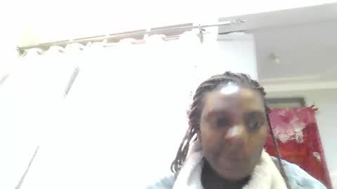 Snapshot of shelia420715 chatting on 11-17-25, 09:31 shelia420715 online show from 11-17-25, 09:31