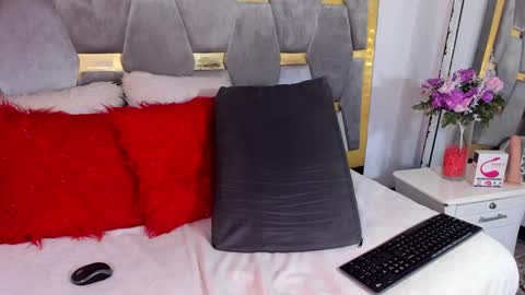 Snapshot of shellbydior chatting on 03-12-25, 01:14 shellbydior online show from 03-12-25, 01:14