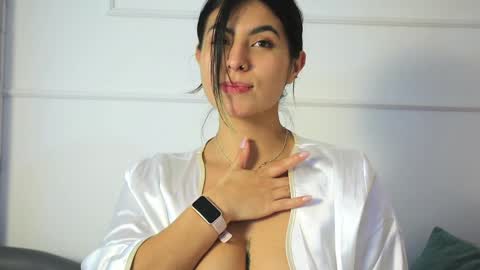  Transmission schedule Monday - Friday 715 am to 200 pm time Colombia  online show from 12-30-24, 03:35