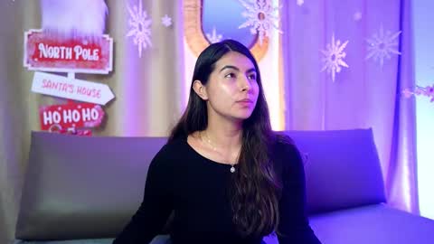  Transmission schedule Monday - Friday 715 am to 200 pm time Colombia  online show from 12-20-25, 12:56