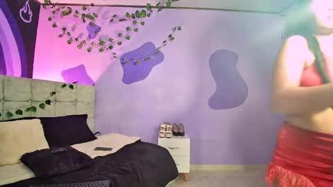 Shelsy  online show from 02-18-26, 02:13