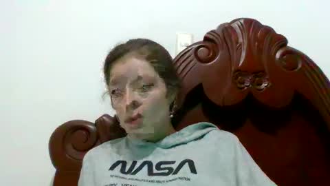 Snapshot of shelsyzevee_ chatting on 11-15-25, 07:43 shelsyzevee_ online show from 11-15-25, 07:43
