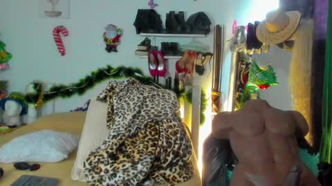 shera hade online show from 12-08-24, 01:47