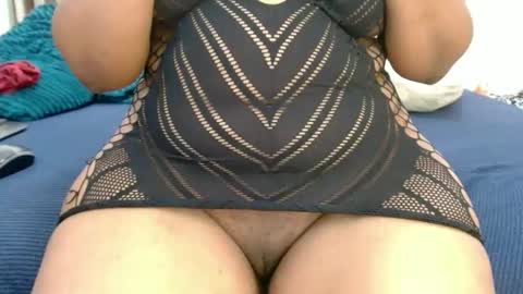 Snapshot of sherrysaa chatting on 02-27-25, 12:34 Sherry l online show from 02-27-25, 12:34