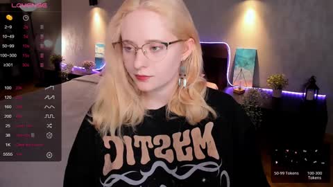 Hello guys my name is Aemilia online show from 02-04-25, 09:17