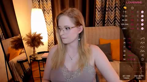 Hello guys my name is Aemilia online show from 10-09-25, 08:45