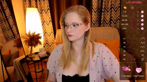 Hello guys my name is Aemilia online show from 10-13-25, 08:03